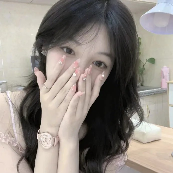 君临紫霄之卧渊戏群臣